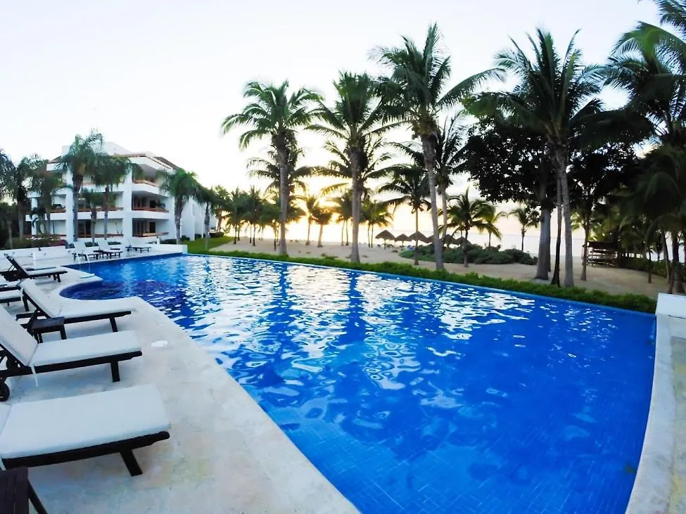 Beachfront Apartment Your Home In Cozumel 0*,
